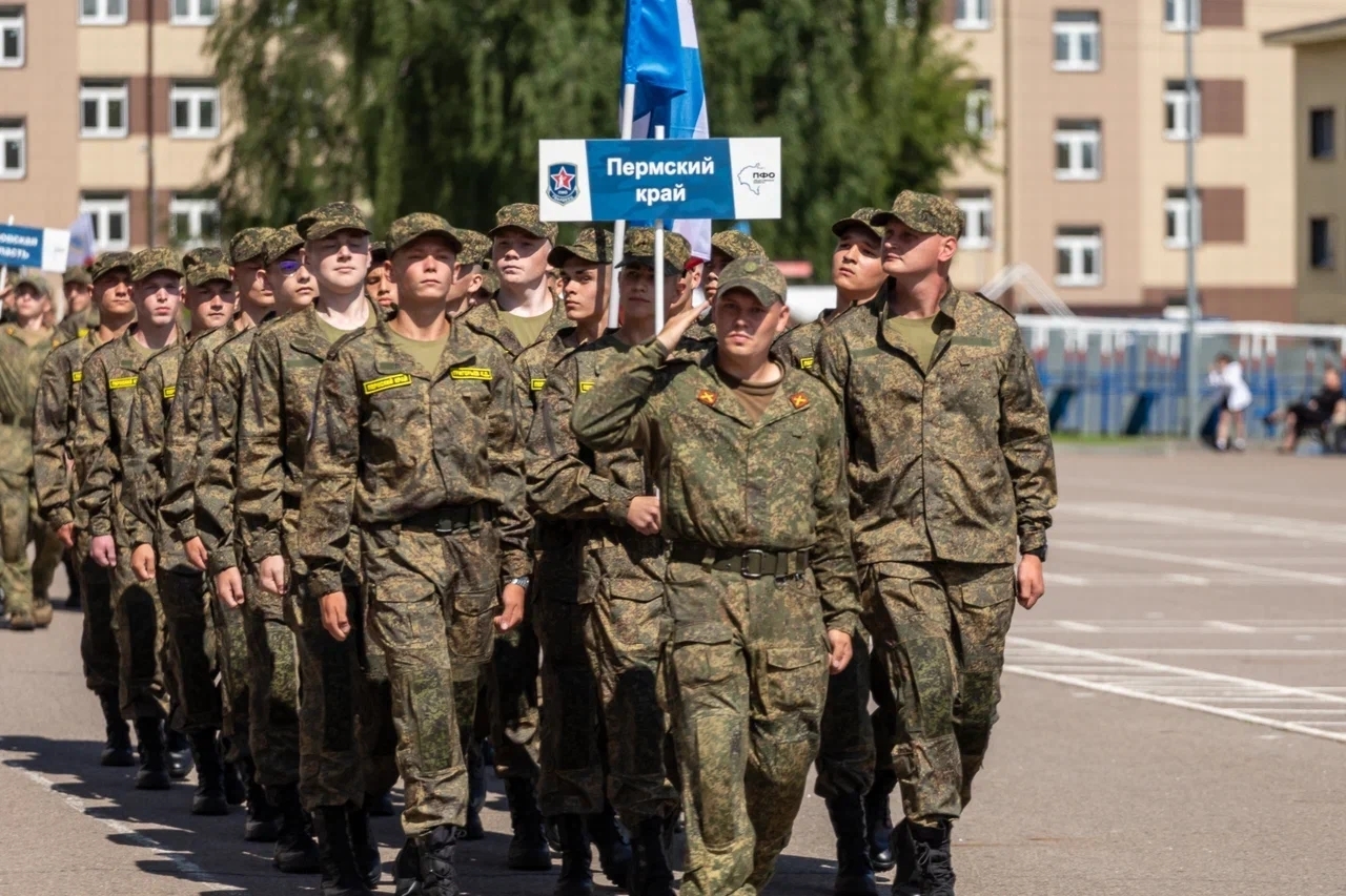 Школьники из Чайковского вошли в команду Прикамья на сборах «Гвардеец»